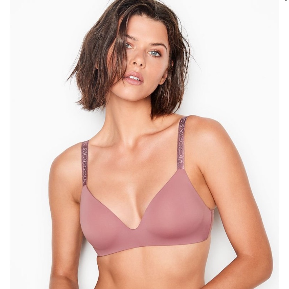 Victoria’s Secret Lightly Lined Wireless Bra